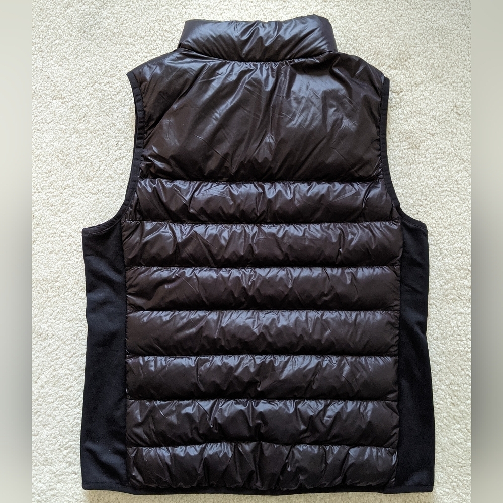 NWT Fabletics black puffer vest medium - Picture 2 of 7